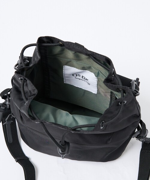 ABAHOUSE(アバハウス)の「【DsBk / ディーエスビーケー】JXF3442 EASY DRAWSTRING/イージードローストリング/巾着バッグ/ユニセックス/ ユニセックス 【WEB限定】(ショルダーバッグ・メンズ・グレー/ネイビー/ブラック/カーキ・フリー)」の7枚目の写真