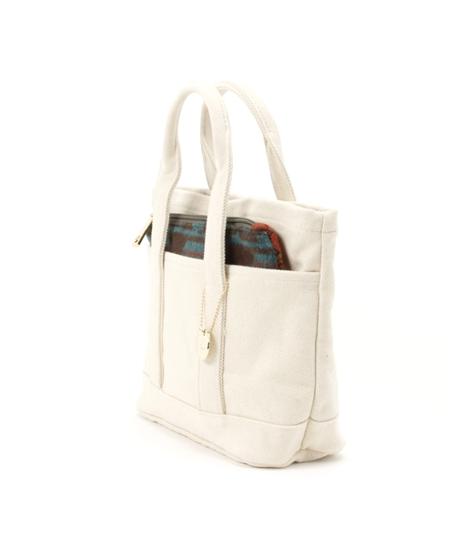 Bou Jeloud（ブージュルード）の「ポーチ付きキャンバストート（トートバッグ・レディース・アイボリー・FREE）」の2枚目の写真