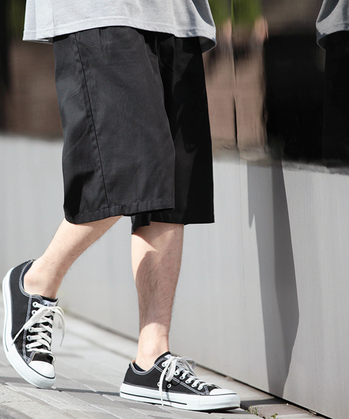 WEGO（ウィゴー）の「WEGO/エアツイルタックボリュームショーツ（その他パンツ・メンズ・ブラック系その他4/ベージュ/杢グレー/ブラック/ホワイト/ターコイズブルー・LARGE/MEDIUM）」の3枚目の写真