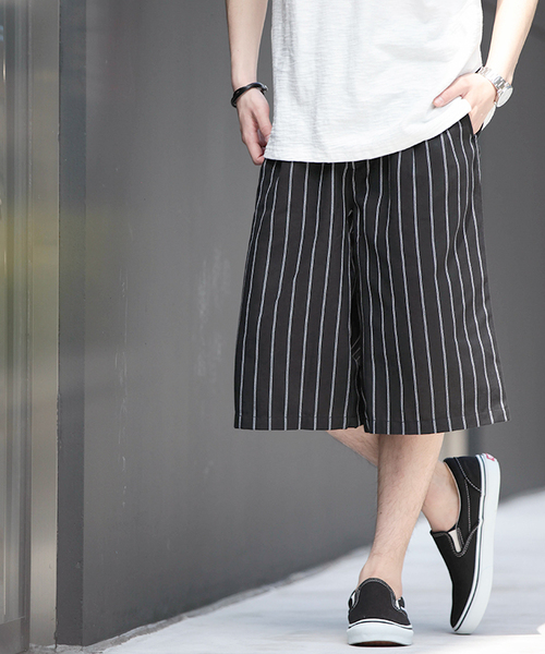 WEGO（ウィゴー）の「WEGO/エアツイルタックボリュームショーツ（その他パンツ・メンズ・ブラック系その他4/ベージュ/杢グレー/ブラック/ホワイト/ターコイズブルー・LARGE/MEDIUM）」の17枚目の写真