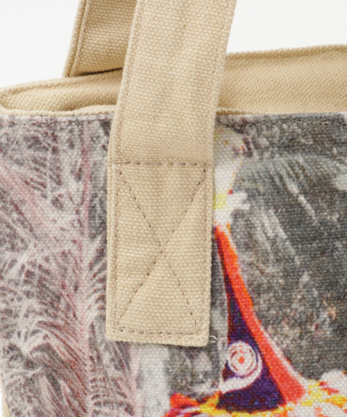 another important culture(アナザーインポータントカルチャー)の「CANVAS DIDITAL PT MINI TOTE ミニ・トート・バッグ(トートバッグ・レディース・ベージュ系その他3/ベージュ系その他/ベージュ系その他2・FREE)」の6枚目の写真