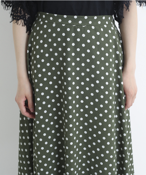 MERLOT（メルロー）の「ドット柄フレアスカート1086（スカート・レディース・ネイビー/ブラック/カーキ・FREE）」の7枚目の写真