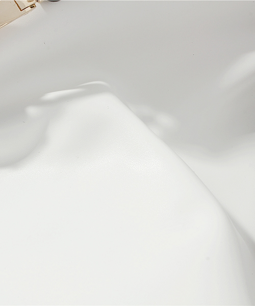 CIAOPANIC(チャオパニック)の「【Ciaopanic】2WAYバイカラーBAG(バックパック/リュック・レディース・ブラック×ホワイト/ベージュ系その他/ホワイト×ブルー・FREE)」の10枚目の写真