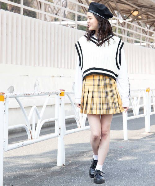 WEGO（ウィゴー）の「WEGO/チェックプリーツミニスカート（スカート・レディース・レッド系その他2/ブルー系その他2/ベージュ系その他2/イエロー系その他3・LARGE/MEDIUM/SMALL）」の21枚目の写真