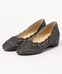 BELLUNA | ４Ｅ軽量カットワークパンプス(パンプス)