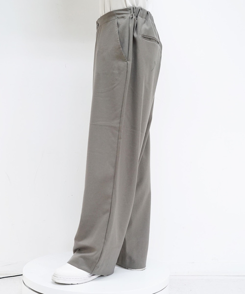 KAIKO（カイコー）の「bukht ES TROUSER（チノパンツ・メンズ・グレイッシュベージュ/ブラック・S）」の5枚目の写真