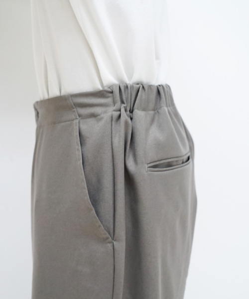 KAIKO（カイコー）の「bukht ES TROUSER（チノパンツ・メンズ・グレイッシュベージュ/ブラック・S）」の6枚目の写真