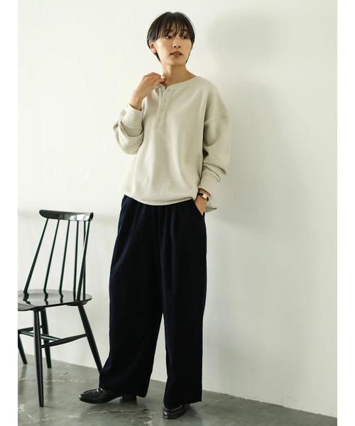 AMERICAN HOLIC(アメリカンホリック)の「細コールドロストワイドパンツ *(その他パンツ・レディース・チャコールグレー/ベージュ/ネイビー/ライトベージュ・M/L)」の11枚目の写真