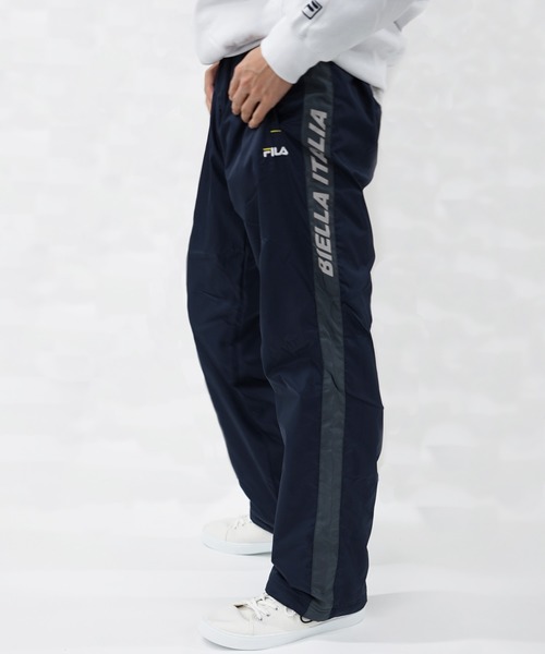 FILA(フィラ)の「【FILA/フィラ】裏フリース ロングパンツ ロゴ サイドライン 切替 トラックパンツ ジャージパンツ(その他パンツ・メンズ・ブラック/ネイビー/チャコール・LL/M/L)」の2枚目の写真