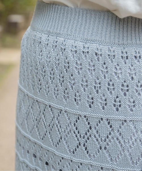 flower（フラワー）の「サニークロシェットスカート（スカート・レディース・アイボリー/ブルー・FREE）」の4枚目の写真