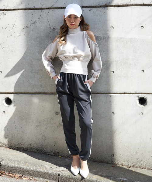 SPIRALGIRL（スパイラルガール）の「シェイキーカラートップス（Tシャツ/カットソー・レディース・ベージュ/ピンク/ミント/ブラック・FREE）」の13枚目の写真