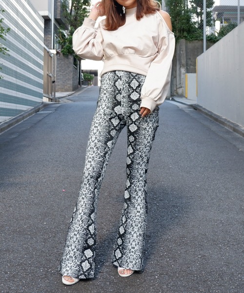 SPIRALGIRL（スパイラルガール）の「シェイキーカラートップス（Tシャツ/カットソー・レディース・ベージュ/ピンク/ミント/ブラック・FREE）」の16枚目の写真