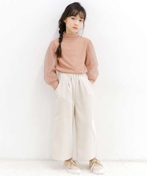 Bee des Bee（ビーデスビー）の「チュール袖トップス（Tシャツ/カットソー・キッズ・ベージュ/ブラウン/ブラック系その他/ピンク/グレー/ライトブルー/ダークブラウン/ホワイト/テラコッタ/ブラック/ネイビー/グレー系/ピンクベージュ/グレイッシュベージュ/モスグリーン/パープル/ライトグレー・120cm/130cm/140cm/150cm/110cm/100cm）」の22枚目の写真