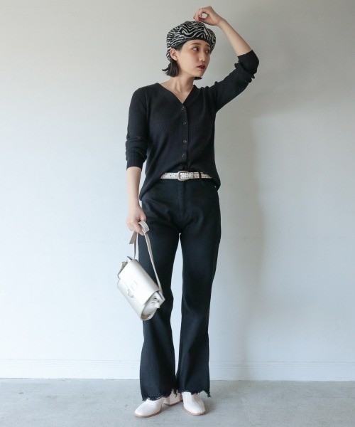 PAGEBOY（ページボーイ）の「リブVネックカーデ（カーディガン/ボレロ・レディース・オフホワイト/ブラック/ブラウン/ブルー系その他・FREE）」の6枚目の写真