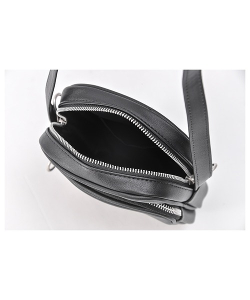 DEVICE（デバイス）の「レザータッチ スクエア ミニショルダーバッグ（ショルダーバッグ・メンズ・ブラック・FREE）」の15枚目の写真