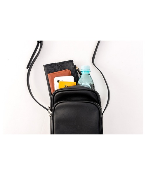 DEVICE（デバイス）の「レザータッチ スクエア ミニショルダーバッグ（ショルダーバッグ・メンズ・ブラック・FREE）」の20枚目の写真