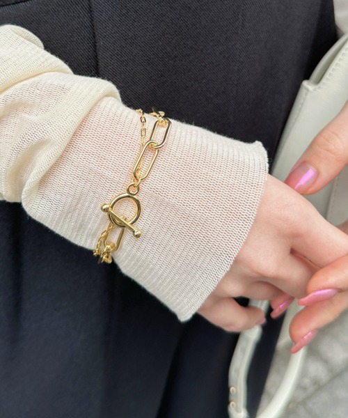 iso(イソ)の「ボリュームチェーンレイヤードブレスレット(ブレスレット・レディース・ゴールド/シルバー・FREE)」の10枚目の写真