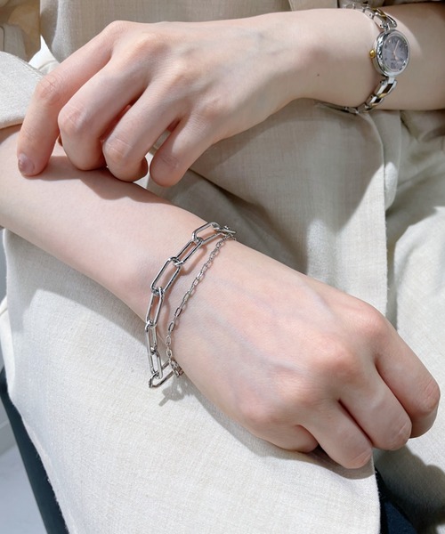 iso(イソ)の「ボリュームチェーンレイヤードブレスレット(ブレスレット・レディース・ゴールド/シルバー・FREE)」の20枚目の写真