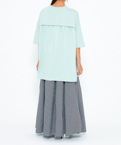 NHT（エヌエイチティー）の「NHT/エヌエイチティー ギャザービックＴシャツ（大人）（Tシャツ/カットソー・レディース・チャコールグレー/ベージュ・F）」の6枚目の写真