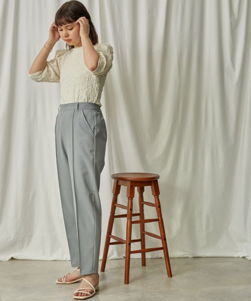 Amourire(アムリール)の「センターラインテーパードPT(その他パンツ・レディース・ベージュ/グレー/サックスブルー/ピンク・M)」の11枚目の写真