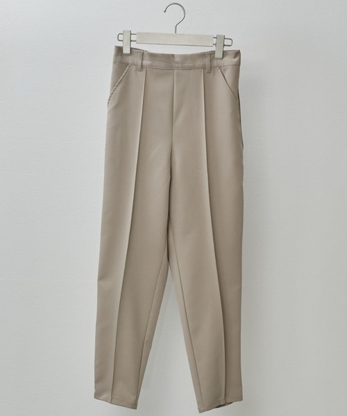 Amourire(アムリール)の「センターラインテーパードPT(その他パンツ・レディース・ベージュ/グレー/サックスブルー/ピンク・M)」の16枚目の写真