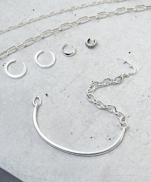 NARRATIVE PLATOON(ナラティブ プラトゥーン)の「NARRATIVE PLATOON ナラティヴプラトゥーン / Slice ear cuff シルバー925スライスイヤーカフ イヤカフ 鏡面カラー / np-ec004(イヤーカフ・メンズ・シルバー・FREE)」の6枚目の写真