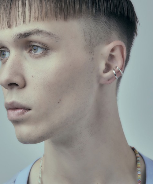 NARRATIVE PLATOON(ナラティブ プラトゥーン)の「NARRATIVE PLATOON ナラティヴプラトゥーン / Slice ear cuff シルバー925スライスイヤーカフ イヤカフ 鏡面カラー / np-ec004(イヤーカフ・メンズ・シルバー・FREE)」の8枚目の写真