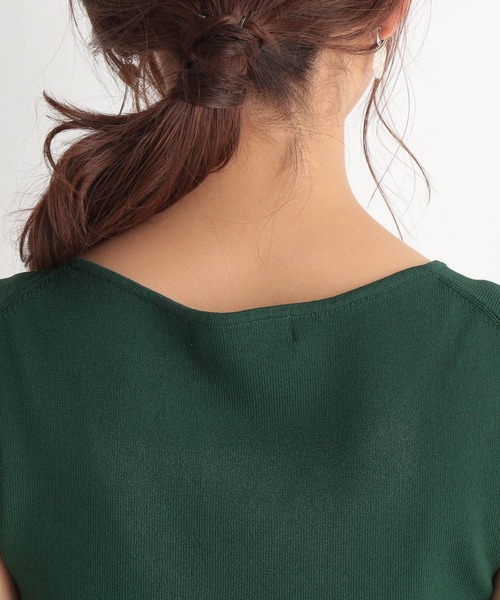 Andemiu（アンデミュウ）の「デコルテ美人ハートネックニットノースリ―ブ948834（Tシャツ/カットソー・レディース・チャコールグレー/ブラック/グリーン・FREE）」の22枚目の写真