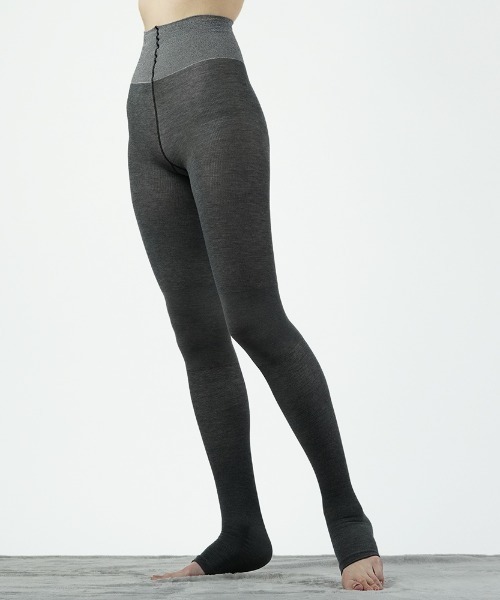 RIZAP（ライザップ）の「RIZAP/ライザップ おやすみ用着圧骨盤スパッツ 12分丈 はいて寝てスッキリ美脚（レギンス/スパッツ・レディース・チャコール・MEDIUM/LARGE）」の7枚目の写真