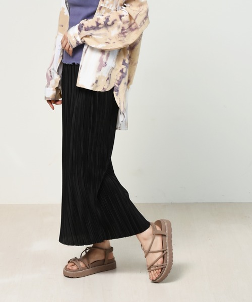 RETRO GIRL（レトロガール）の「タイトプリーツスカート（スカート・レディース・ブラック/オフホワイト/オレンジ/ブラウン系その他/ダークグレー・FREE）」の3枚目の写真