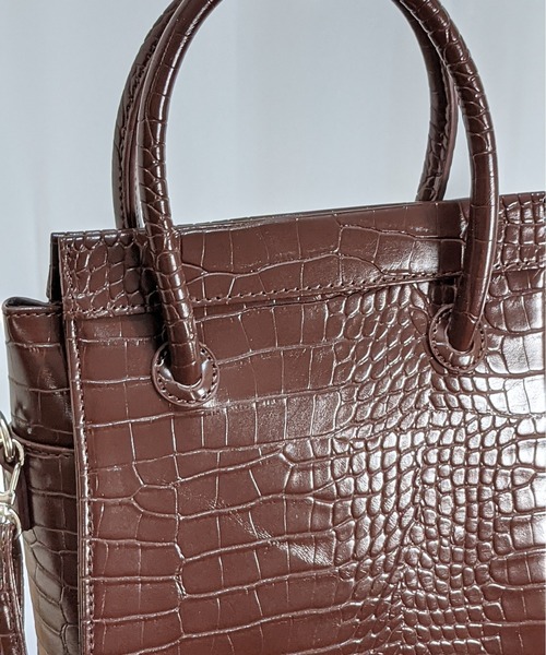 Per sist ence（パーシエンス）の「Per sist ence/パーシエンス　クロコ型押しショルダーバッグ（ショルダーバッグ・レディース・ブラウン/アイボリー・FREE）」の16枚目の写真