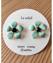 【Le soleil】ボタニカルフラワーピアス(MA)