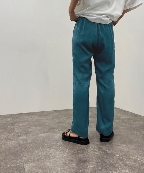apres jour mignon（アプレジュールミニョン）の「サテンイージーパンツ【ZOZOTOWN限定アイテム】【6PO】（その他パンツ・レディース・グリーン/ブルー/オレンジ・X-LARGE/MEDIUM/SMALL）」の13枚目の写真