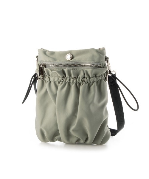 SAC（サック）の「ギャザーポケットナイロン素材ショルダーバッグ  Happy&Sac（ショルダーバッグ・レディース・キャメル/ピンク/グリーン/ブラック・FREE）」の3枚目の写真