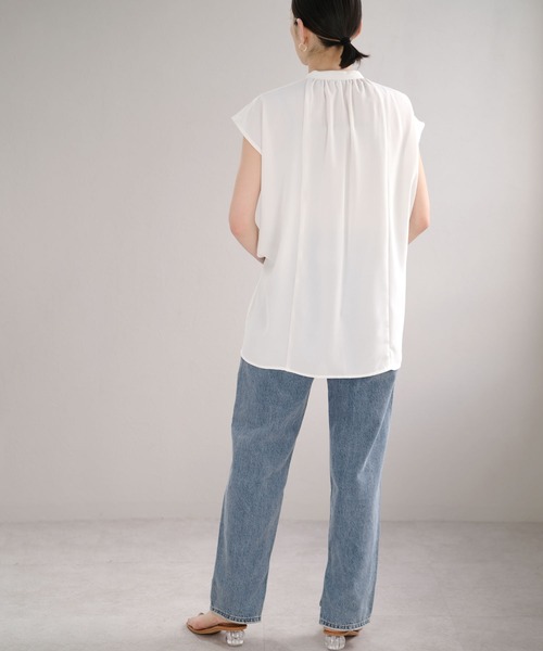 ANDJ(アンドジェイ)の「ケープカラートロピカルブラウス(シャツ/ブラウス・レディース・ホワイト/オレンジ/ブラック・M)」の7枚目の写真