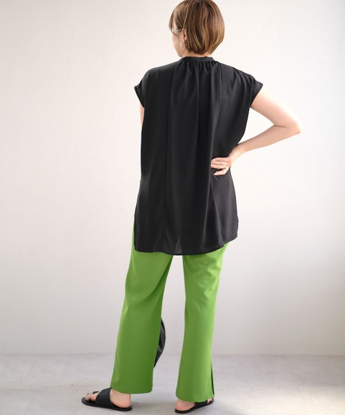 ANDJ(アンドジェイ)の「ケープカラートロピカルブラウス(シャツ/ブラウス・レディース・ホワイト/オレンジ/ブラック・M)」の18枚目の写真