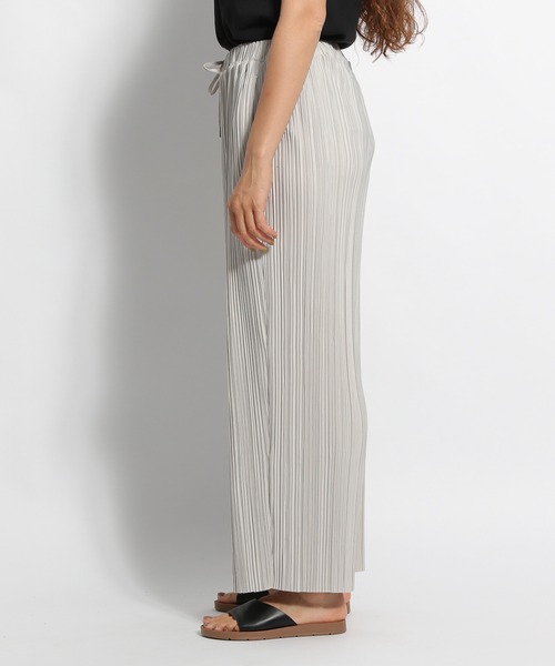 niko and...(ニコアンド)の「サラサラUVカットプリーツパンツ(その他パンツ・レディース・ライトグレー/ブラック/パープル/チャコール/ダークグレー/アイボリー・MEDIUM/LARGE)」の11枚目の写真