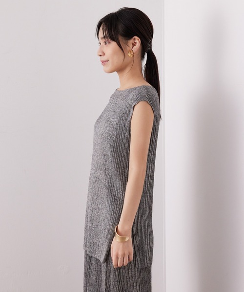 SALON adam et rope'（サロン アダム エ ロペ）の「【セットアップ対応】ホールガーメントニットプリーツプルオーバー（Tシャツ/カットソー・レディース・グレー/ベージュ・FREE）」の8枚目の写真