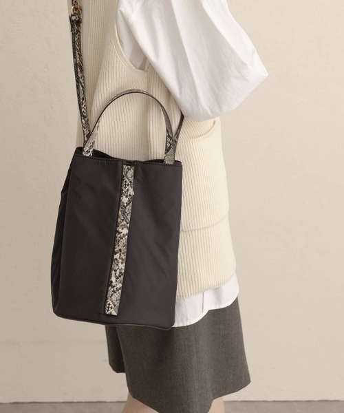 RODE SKO（ロデスコ）の「MATILDA ナイロンコンビバケツ（ショルダーバッグ・レディース・ベージュ/ブラック・ONE）」の8枚目の写真