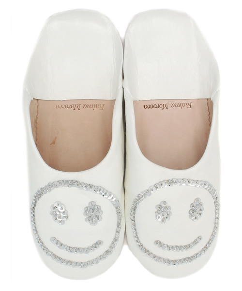 Fatima morocco（ファティマモロッコ）の「FATIMA MOROCCOバブーシュ/459-FMC-SPANGLE/SMILE24（ルームシューズ/スリッパ・ゴールド/ホワイト/ブラック/シルバー・27/24）」の2枚目の写真