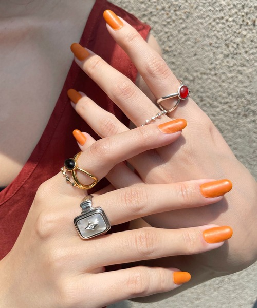 D.U.E(ディー・ユー・イー)の「D.U.E カボションクロスシルバーリング(リング・レディース・ライトグレー/レッド・FREE)」の8枚目の写真