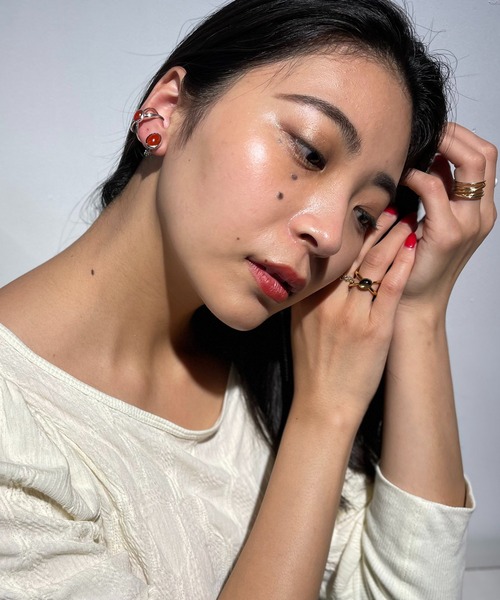 D.U.E(ディー・ユー・イー)の「D.U.E カボションクロスシルバーリング(リング・レディース・ライトグレー/レッド・FREE)」の14枚目の写真