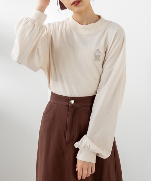 OLIVE des OLIVE（オリーブデオリーブ）の「モックネックLOVE　ロンT（Tシャツ/カットソー・レディース・ベージュ/パープル/オフホワイト/スミクロ/ライトブラウン・FREE）」の13枚目の写真