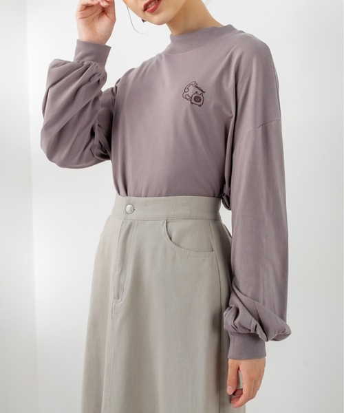 OLIVE des OLIVE（オリーブデオリーブ）の「モックネックLOVE　ロンT（Tシャツ/カットソー・レディース・ベージュ/パープル/オフホワイト/スミクロ/ライトブラウン・FREE）」の11枚目の写真