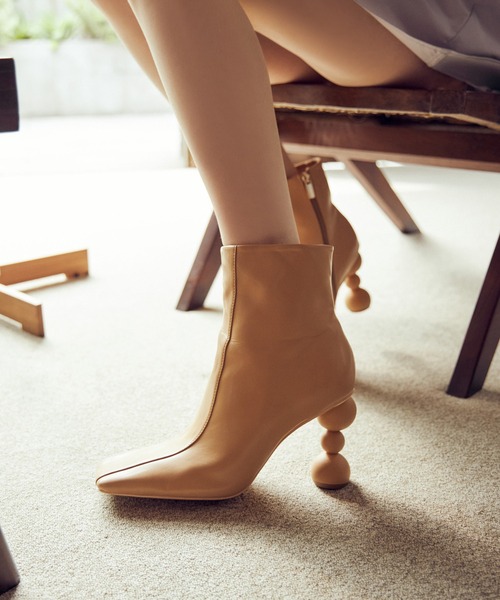 EIMY ISTOIRE（エイミーイストワール）の「ボールヒールスクエアショートブーツ（ブーツ・レディース・ホワイト/ブラック/ベージュ/ブラウン・SMALL/MEDIUM/LARGE）」の6枚目の写真