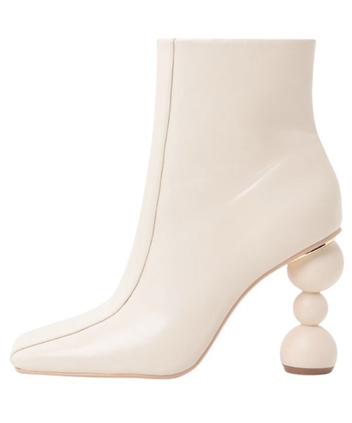 EIMY ISTOIRE（エイミーイストワール）の「ボールヒールスクエアショートブーツ（ブーツ・レディース・ホワイト/ブラック/ベージュ/ブラウン・SMALL/MEDIUM/LARGE）」の11枚目の写真