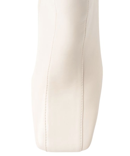 EIMY ISTOIRE（エイミーイストワール）の「ボールヒールスクエアショートブーツ（ブーツ・レディース・ホワイト/ブラック/ベージュ/ブラウン・SMALL/MEDIUM/LARGE）」の15枚目の写真