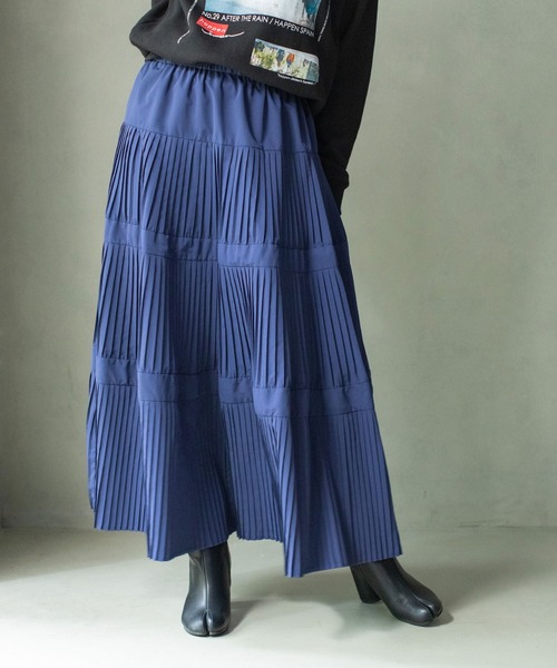 MARECHAL TERRE(マルシャルテル)の「ティアードプリーツスカート(スカート・レディース・チャコールグレー/ブラック/ネイビー/イエロー・MEDIUM)」の9枚目の写真