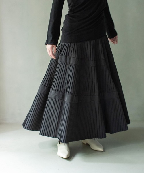 MARECHAL TERRE(マルシャルテル)の「ティアードプリーツスカート(スカート・レディース・チャコールグレー/ブラック/ネイビー/イエロー・MEDIUM)」の16枚目の写真
