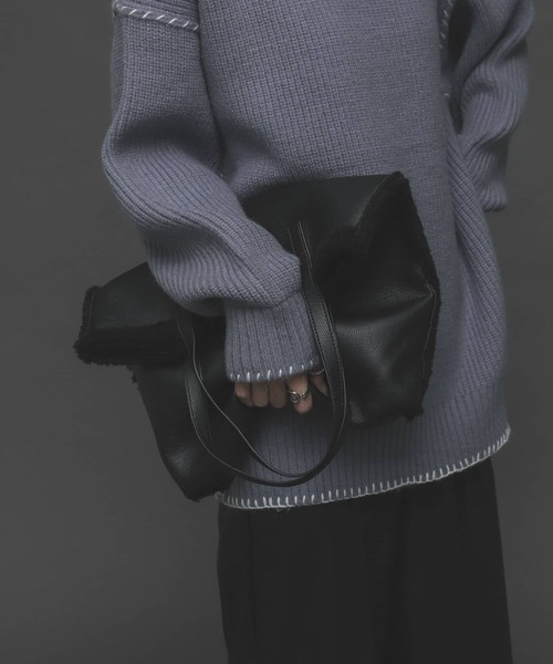 SENSE OF PLACE by URBAN RESEARCH(センスオブプレイスバイアーバンリサーチ)の「リバーシブルムートントートバッグ(トートバッグ・レディース・ブラック/ブラウン/モカ・ONE)」の2枚目の写真